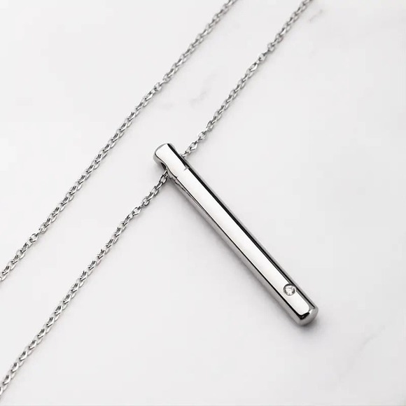 COPY - Pendant Urn necklace w/ Cubic Zirconia Diamond Store ashes, snuff, powde… - Picture 8 of 9